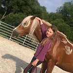 럭셔리텐트 Glamping Nad Meandry V Jurte Chyňava
