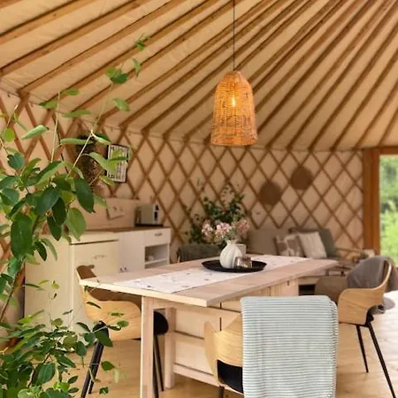Glamping Nad Meandry V Jurtě Luxusní stan