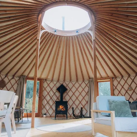 Glamping Nad Meandry V Jurte *