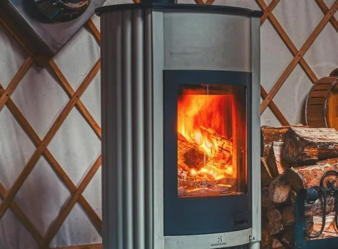 Glamping Nad Meandry V Jurte Luxuszelt